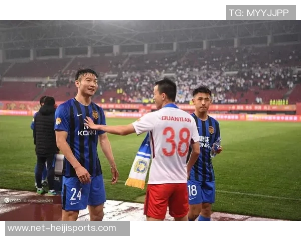 天津权健与江苏苏宁激战正酣谁能在中超赛场上笑到最后